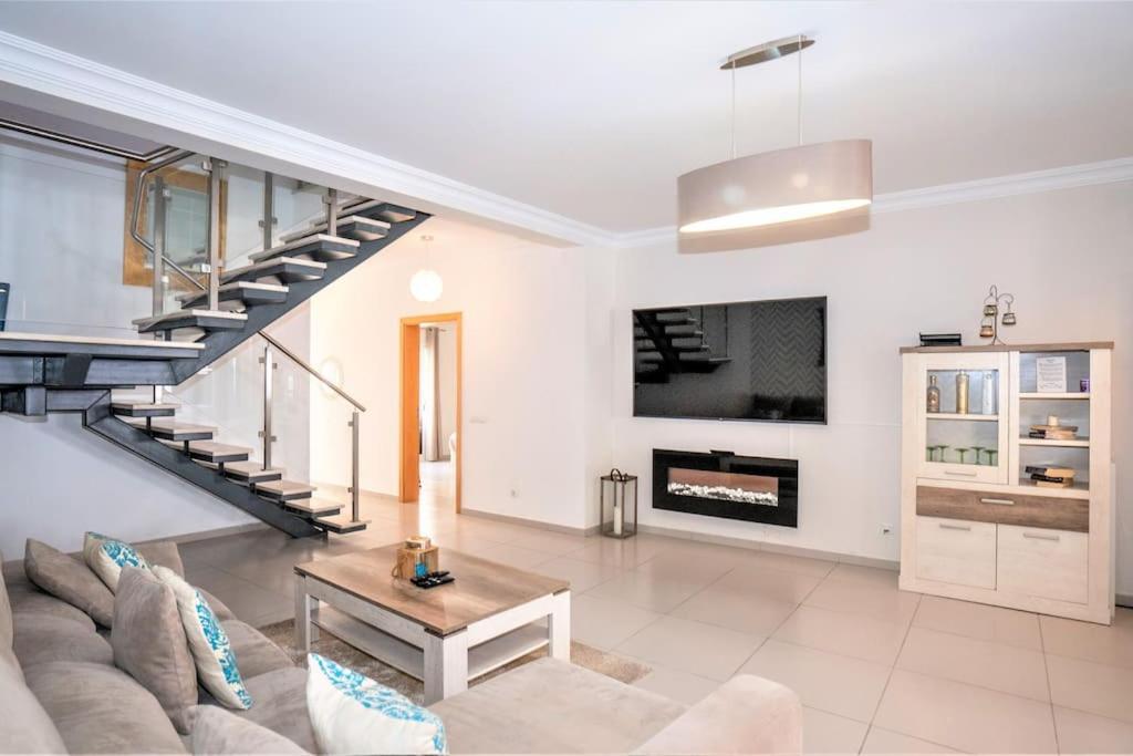 Luxuryvilla With Private Heated Pool And Spa 7P Куартейра Екстер'єр фото